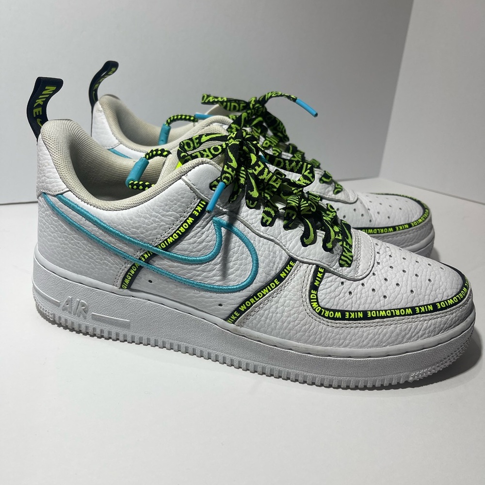 Nike World Wide Air Force Ones 9 Men’s